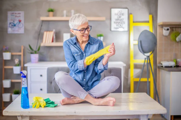 Essential Home Care Supplies for Seniors with Incontinence